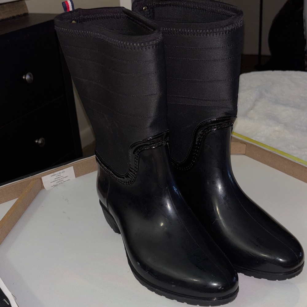 Tommy Hilfiger Black Mid-Calf Rain Boots